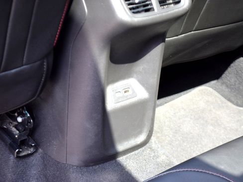 Used 2022 Buick Envision Essence w/ Sport Touring Package image 36