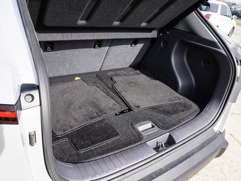 Used 2025 Hyundai Kona SEL image 7