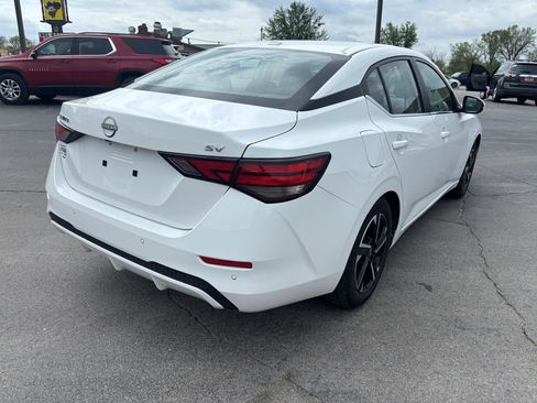 Used 2024 Nissan Sentra SV image 7