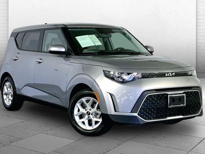 Certified 2025 Kia Soul LX w/ LX Technology Package