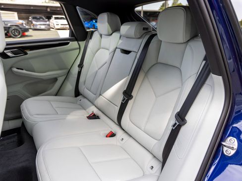 New 2025 Porsche Macan image 48