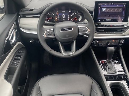 New 2026 Jeep Compass Limited image 34