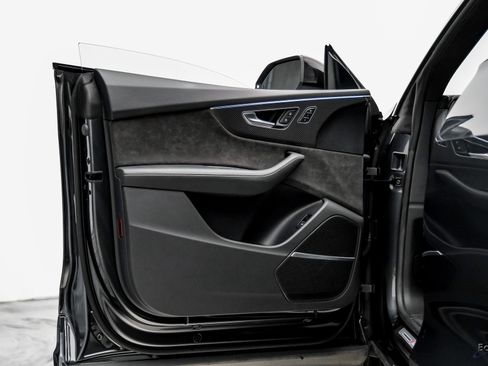 Used 2022 Audi RS Q8 image 62