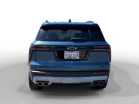 Used 2025 Chevrolet Traverse Z71 w/ Enhanced Driving Package image 4