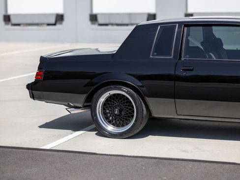 Used 1987 Buick Regal Coupe RWD image 17