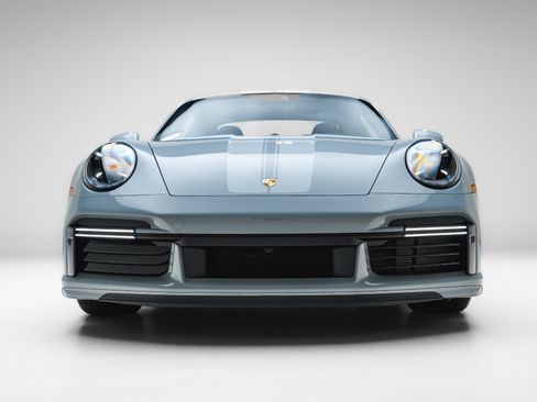 Used 2023 Porsche 911 Sport Classic RWD image 8