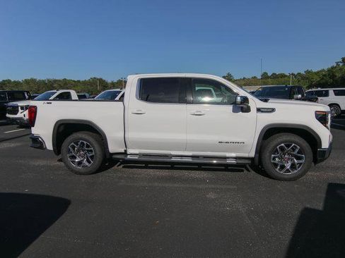 New 2026 GMC Sierra 1500 SLE AWD/4WD image 11