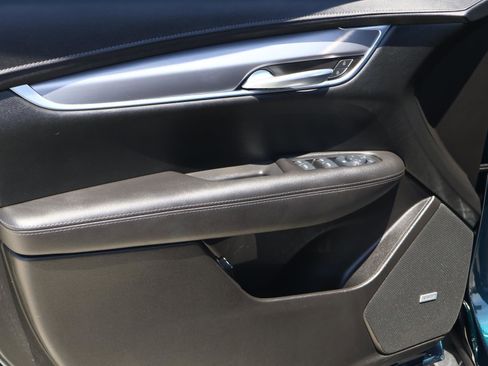 Used 2024 Cadillac XT5 Luxury FWD image 14