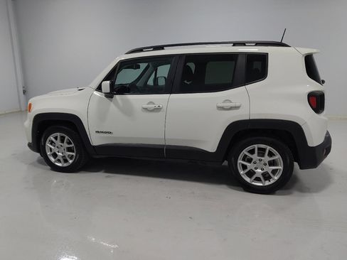Used 2021 Jeep Renegade Latitude w/ Convenience Group image 3