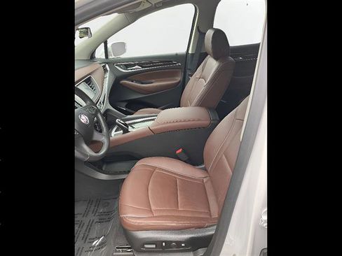 Used 2020 Buick Enclave Avenir w/ Avenir Technology Package AWD/4WD image 12