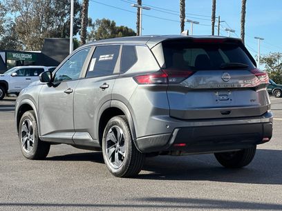 Used 2024 Nissan Rogue SV