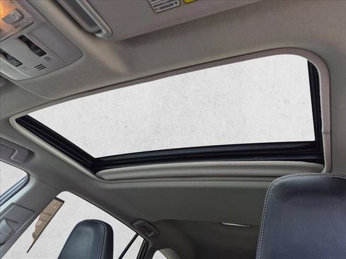 Used 2013 Toyota RAV4 Limited AWD/4WD image 14