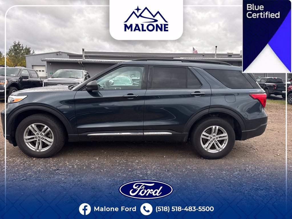 Used 2023 Ford Explorer XLT AWD/4WD image 3