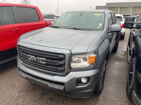 Used 2020 GMC Canyon SLE w/ Elevation Edition image 3
