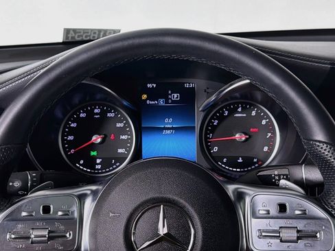 Used 2022 Mercedes-Benz GLC 300 4MATIC Coupe image 19