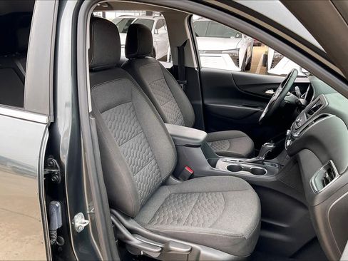 Used 2021 Chevrolet Equinox LT image 10