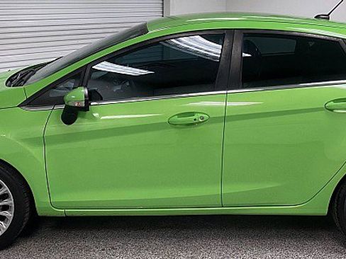 Used 2014 Ford Fiesta Titanium image 8