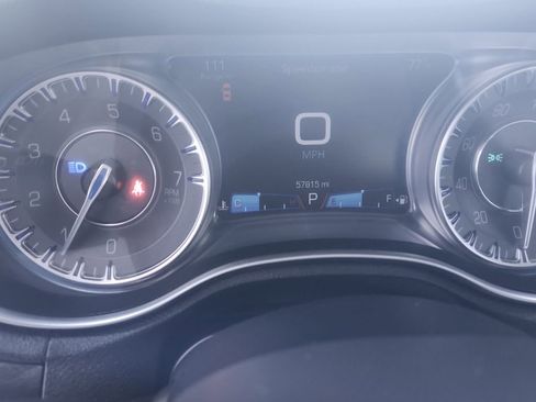 Used 2016 Chrysler 300 Limited w/ Driver Convenience Group AWD/4WD image 15