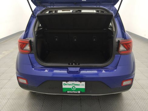 Used 2025 Hyundai Venue SEL FWD image 29