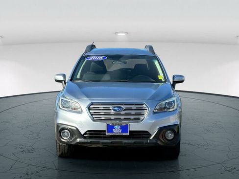 Used 2016 Subaru Outback 2.5i Premium image 9