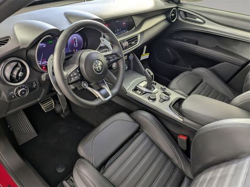 New 2025 Alfa Romeo Stelvio Sprint w/ Veloce Package image 10