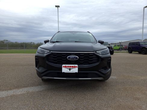 Used 2025 Ford Escape ST-Line image 2