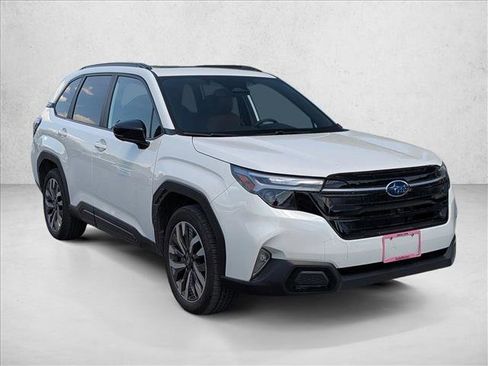 Used 2026 Subaru Forester Touring AWD/4WD image 3