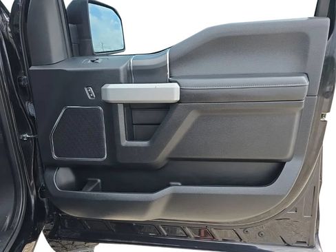 Used 2020 Ford F150 Lariat w/ Equipment Group 502A Luxury AWD/4WD image 23