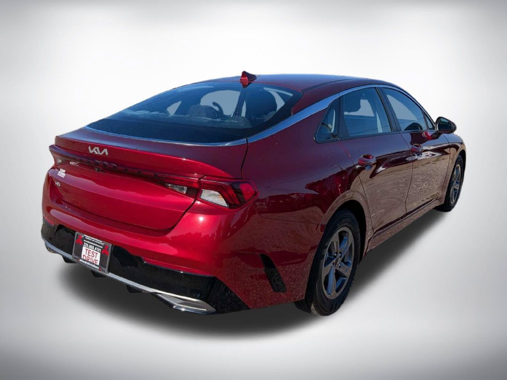 Used 2023 Kia K5 LXS FWD image 3