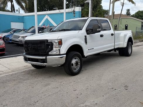 Used 2022 Ford F350 XL w/ Power Equipment Group AWD/4WD image 3