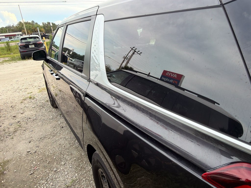 Used 2025 Kia Carnival FWD image 4