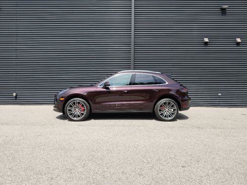 New 2026 Porsche Macan S image 2