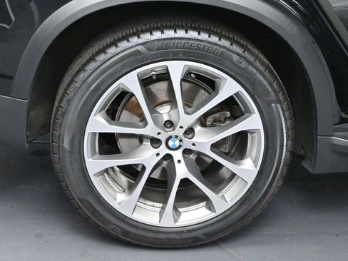 Used 2024 BMW X5 xDrive40i AWD/4WD image 38