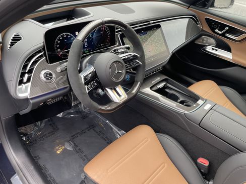 New 2026 Mercedes-Benz E 53 AMG e 4MATIC Sedan image 19