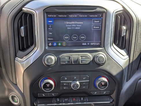 Used 2021 Chevrolet Silverado 1500 LT Trail Boss w/ Bed Protection Package image 16