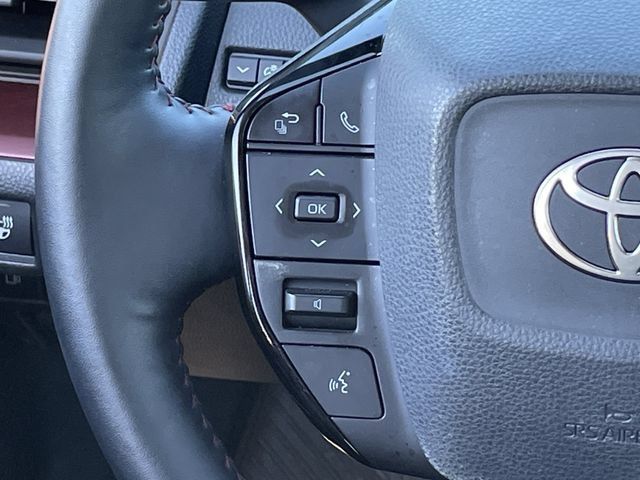 Used 2024 Toyota Prius Prime Premium w/ Advanced Technology Package FWD image 13