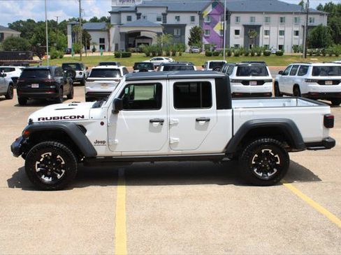 Certified 2026 Jeep Gladiator Rubicon AWD/4WD image 10