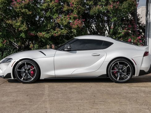 Used 2022 Toyota Supra Premium image 12