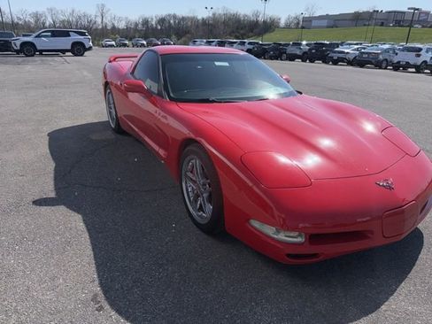 Used 2000 Chevrolet Corvette Coupe w/ Roof Pkg image 5