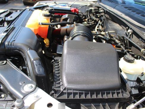 Used 2015 Ford F150 Lariat image 35