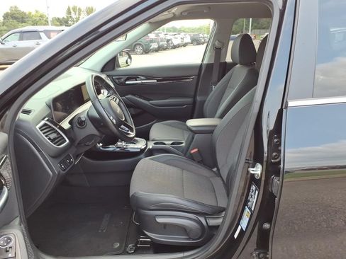 Used 2024 Kia Seltos S FWD image 4