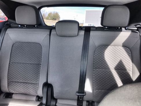 Used 2022 Ford Escape SE image 21