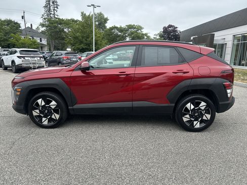Certified 2025 Hyundai Kona SEL AWD/4WD image 8