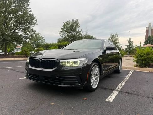 Used 2019 BMW 530i xDrive AWD/4WD image 1