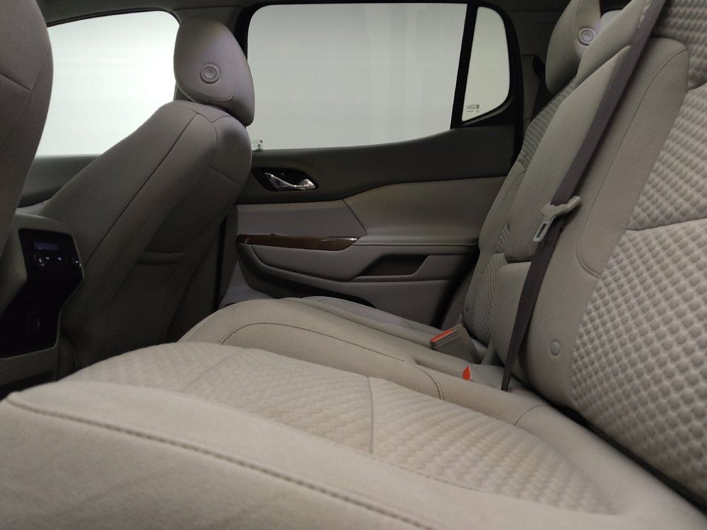 Used 2018 GMC Acadia SLE w/ Driver Alert Package I FWD image 18