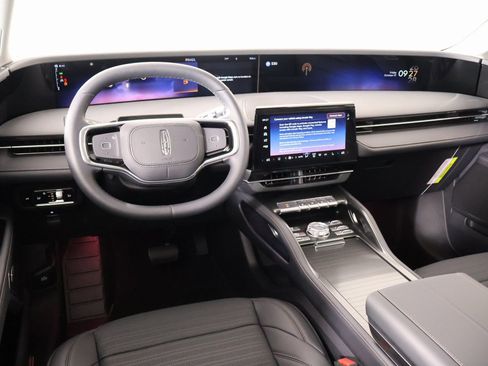 New 2026 Lincoln Nautilus Reserve w/ Jet Appearance Package image 2