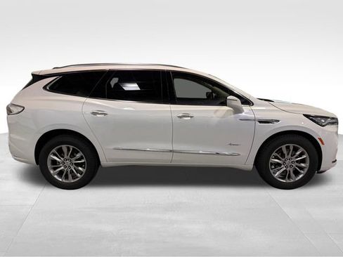 Certified 2024 Buick Enclave Avenir w/ Avenir Technology Package image 8