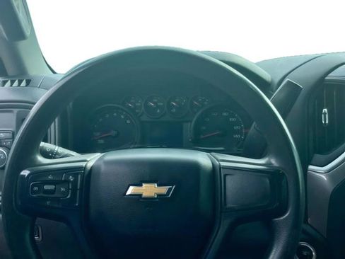 Used 2024 Chevrolet Silverado 1500 Custom image 7