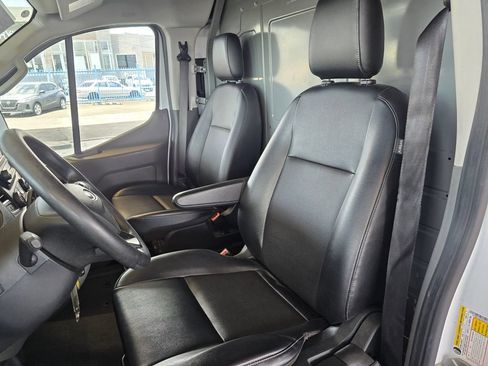 Used 2023 Ford Transit 250 Low Roof w/ Load Area Protection Package RWD image 6