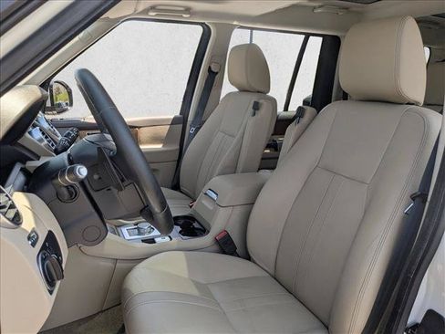 Used 2016 Land Rover LR4 HSE AWD/4WD image 18